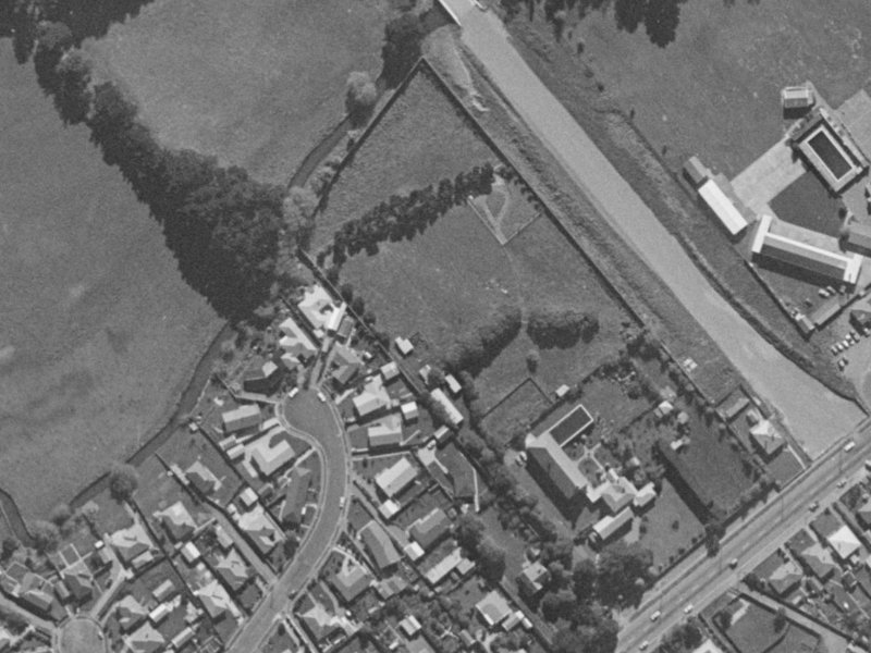 24 Renwick Place from the air, 1970-1974