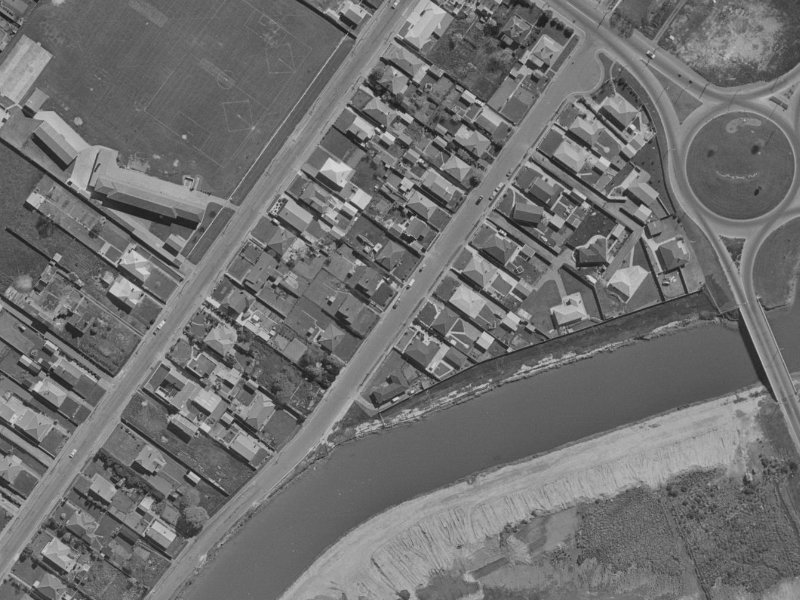 39 Gould Crescent from the air, 1970-1974