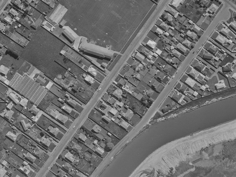 27 Gould Crescent from the air, 1970-1974