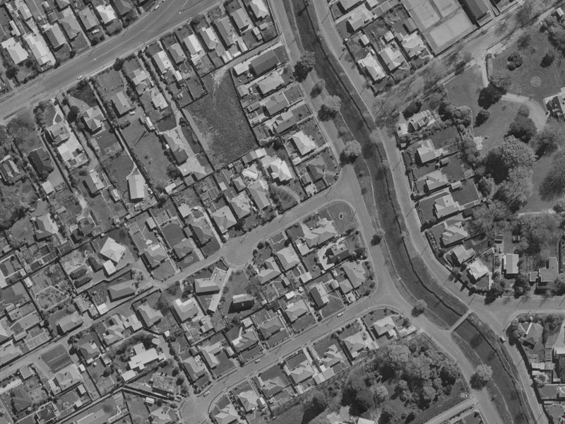 6 Claxton Place from the air, 1970-1974