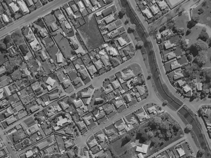 9 Claxton Place from the air, 1970-1974