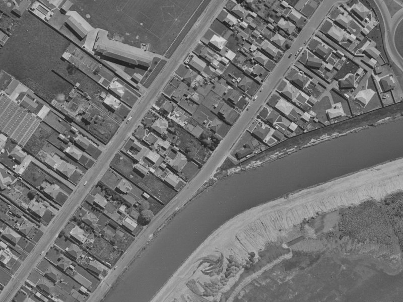 31 Gould Crescent from the air, 1970-1974