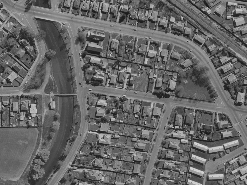 124 Garlands Road from the air, 1970-1974