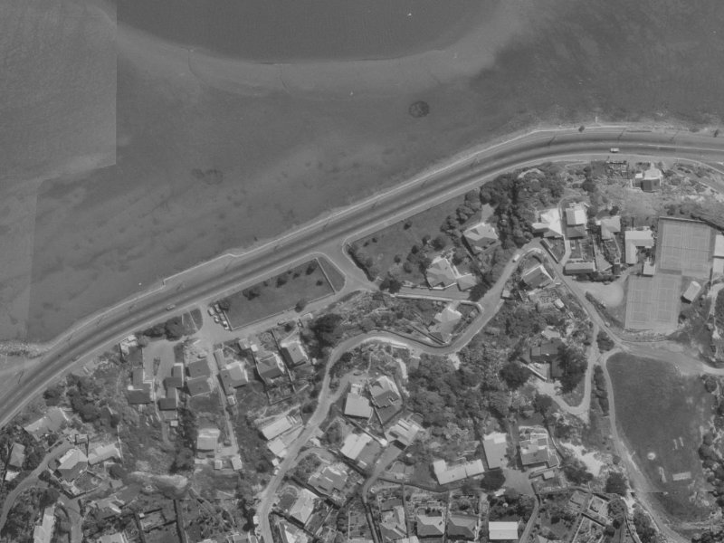 4 The Brae from the air, 1970-1974