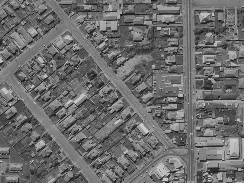 28B Strickland Street from the air, 1970-1974