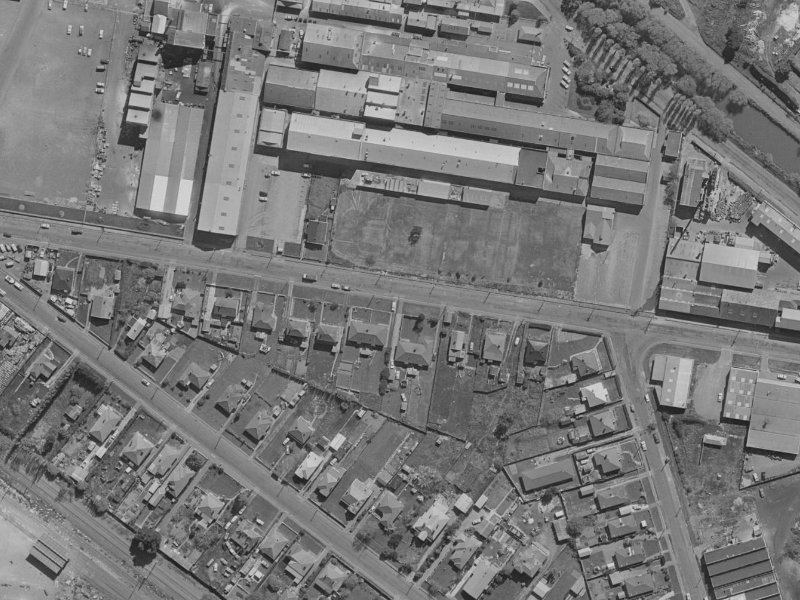 39 Garlands Road from the air, 1970-1974