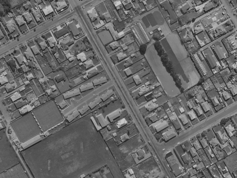 1 Cresselly Place from the air, 1970-1974