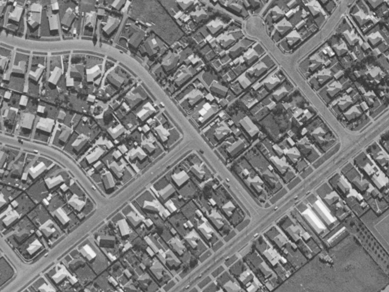 8 Warren Crescent from the air, 1970-1974