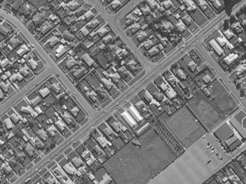 83-91 Halswell Road from the air, 1970-1974
