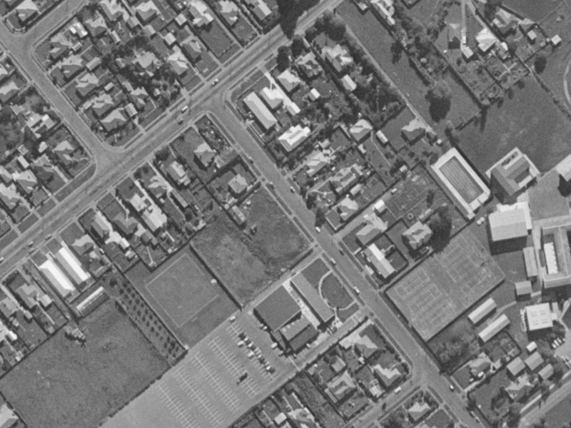 12 Tankerville Road from the air, 1970-1974