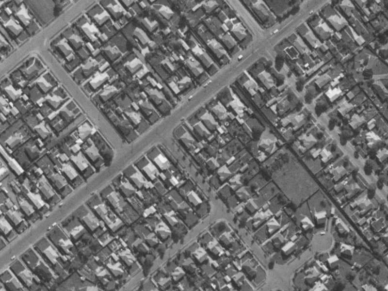 30 Beanland Avenue from the air, 1970-1974