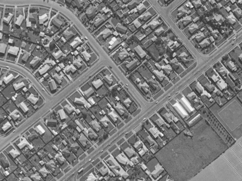 1 Warren Crescent from the air, 1970-1974