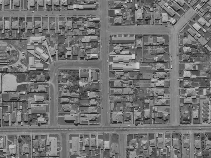 20 Longfellow Street from the air, 1970-1974