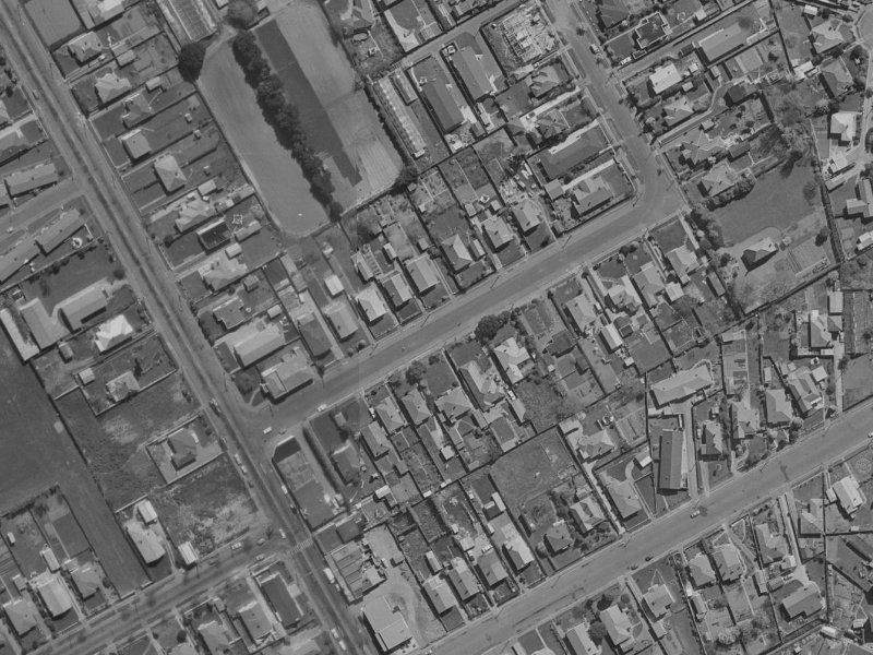17 Wades Avenue from the air, 1970-1974