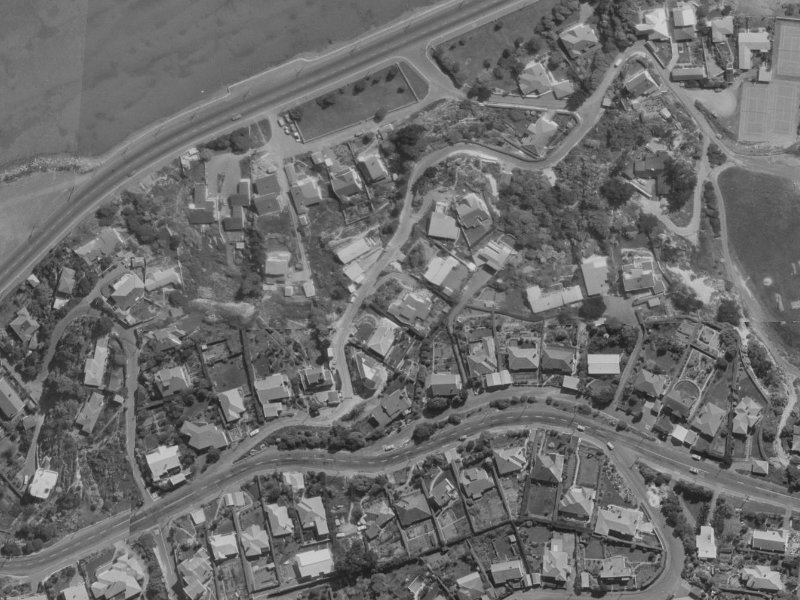 23 The Brae from the air, 1970-1974