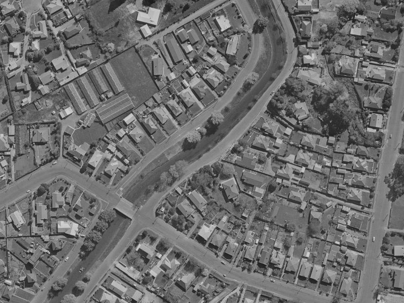 229–233 Fifield Terrace from the air, 1970-1974