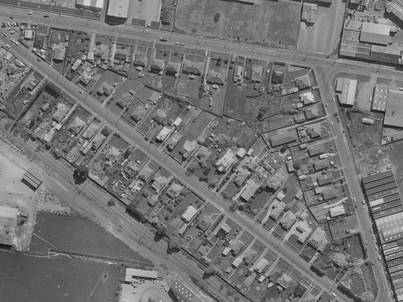 33 Maunsell Street from the air, 1970-1974