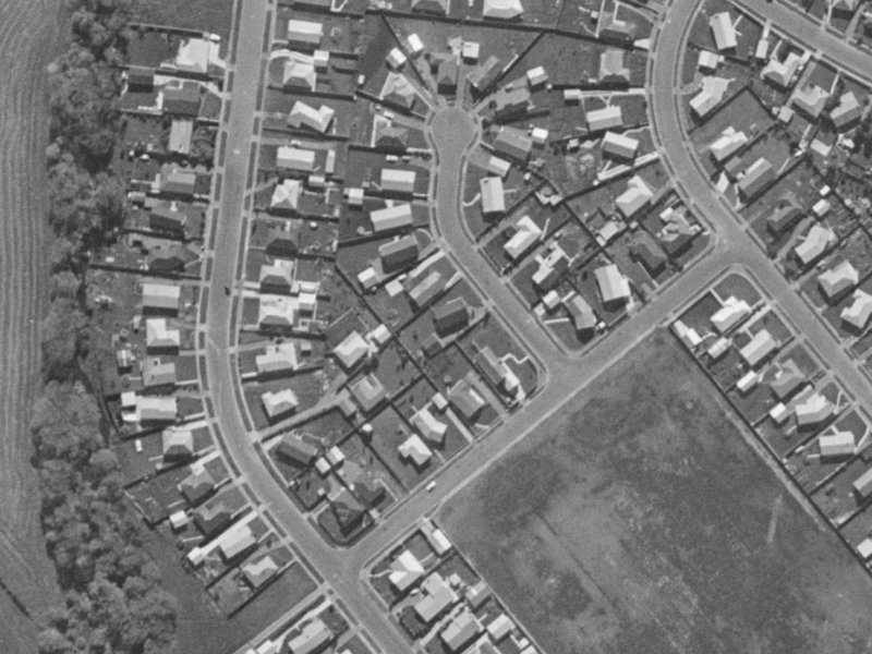3 Neave Place from the air, 1970-1974