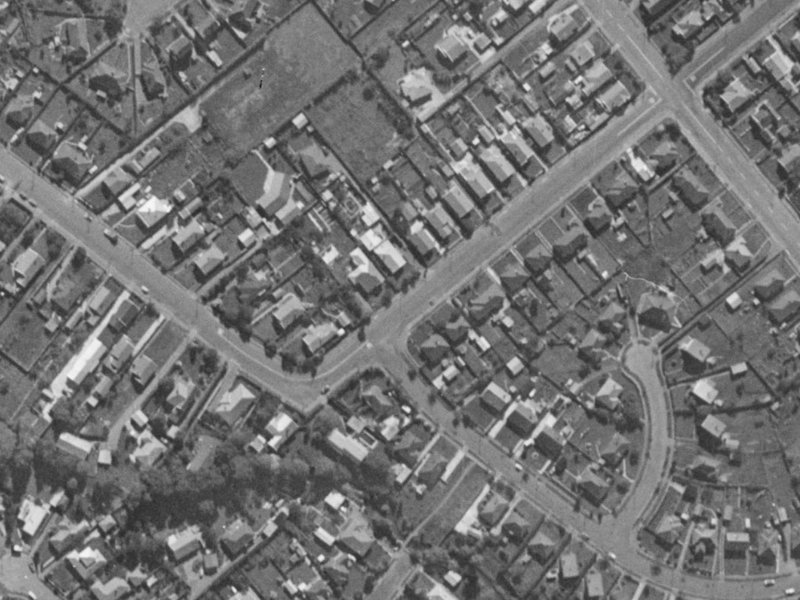 15B Cobham Street from the air, 1970-1974