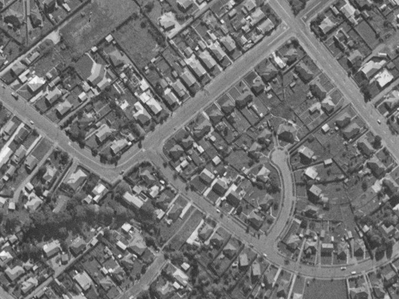 14 Cobham Street from the air, 1970-1974