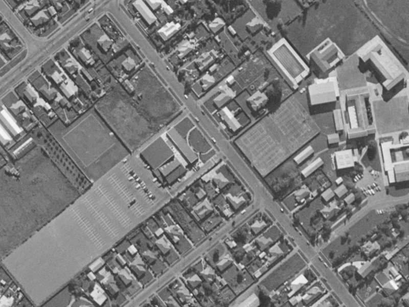 26 Tankerville Road from the air, 1970-1974