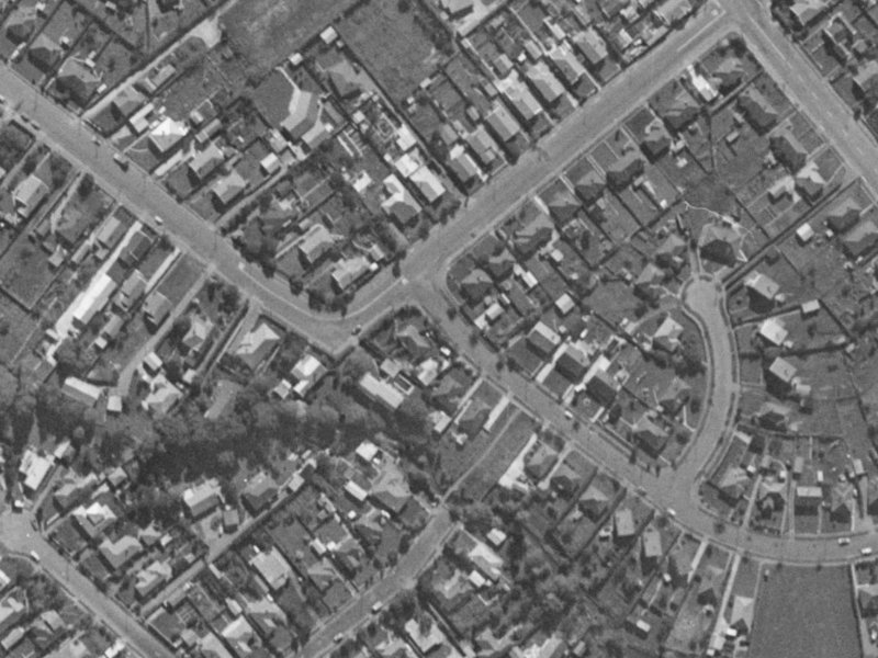 34 Glynne Crescent from the air, 1970-1974