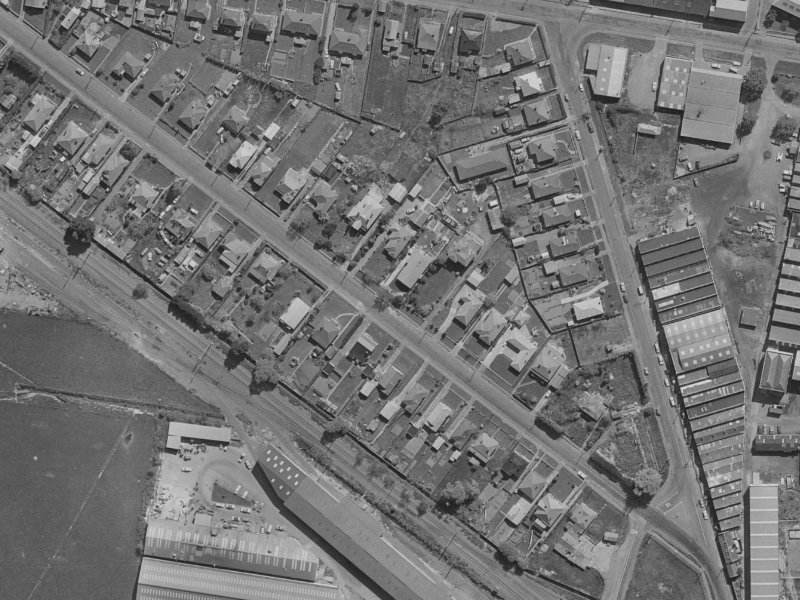 43 Maunsell Street from the air, 1970-1974