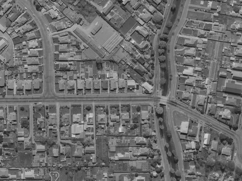 133 Tennyson Street from the air, 1970-1974