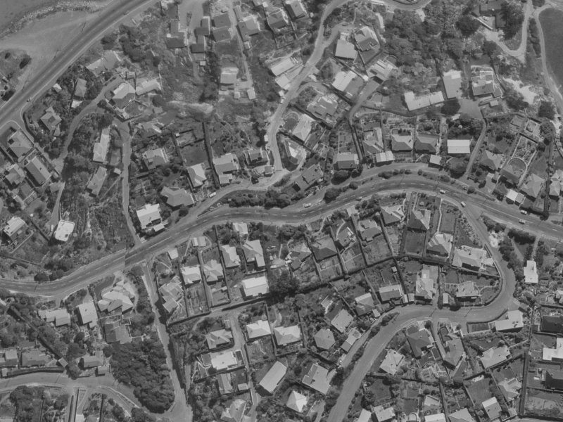 37 St Andrews Hill Road from the air, 1970-1974