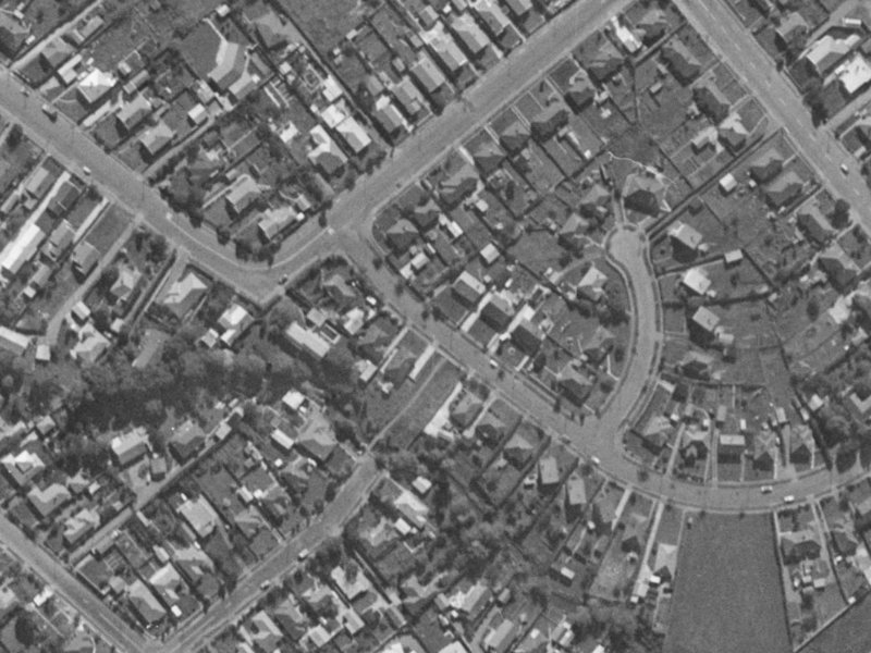 30 Glynne Crescent from the air, 1970-1974