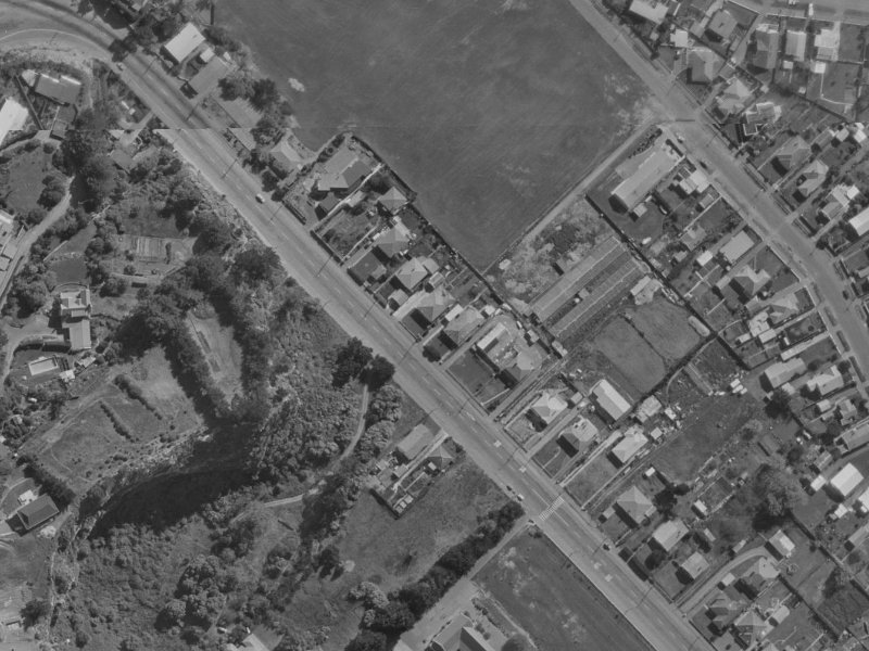 29 Main Road from the air, 1970-1974