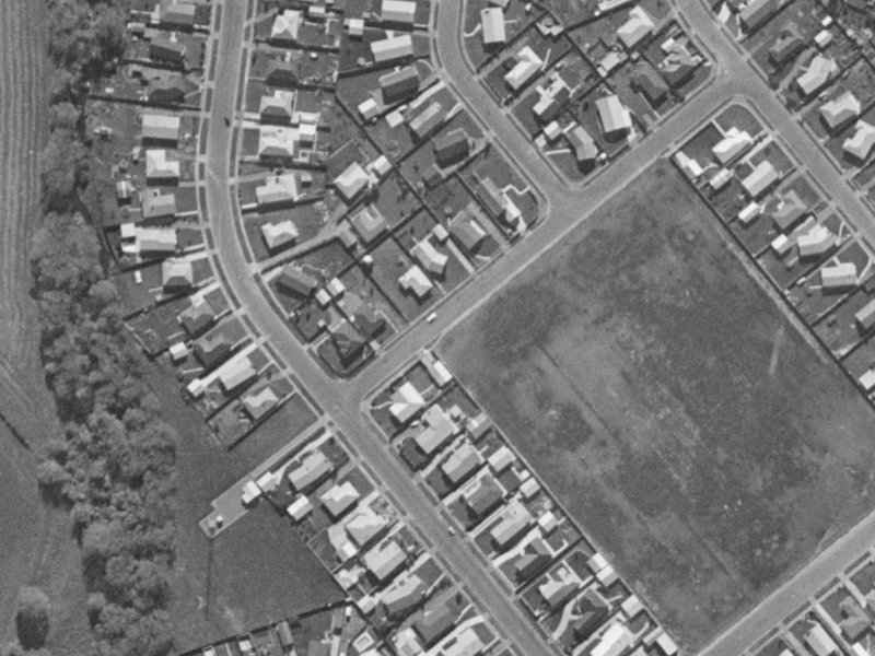 5 Bean Street from the air, 1970-1974
