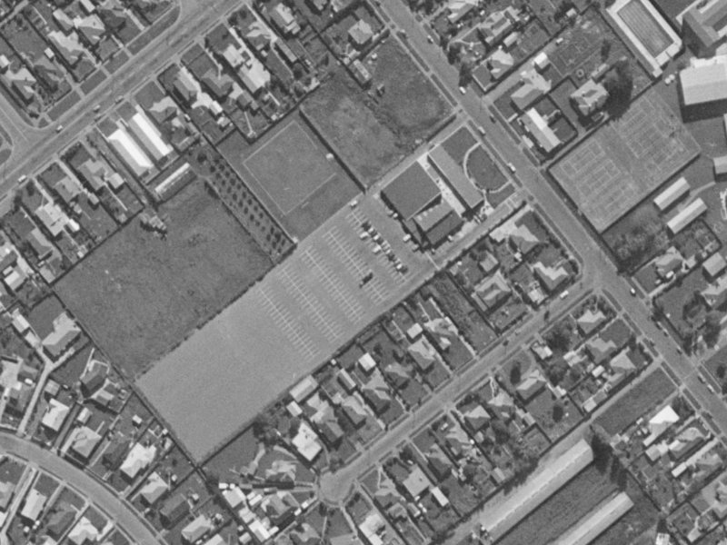 8A Anvers Place from the air, 1970-1974
