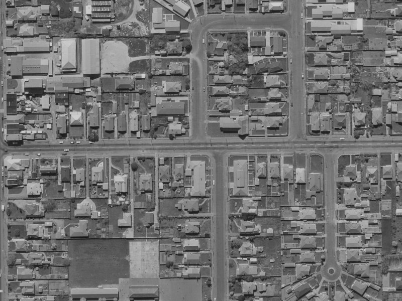 38-46 Tennyson Street from the air, 1970-1974