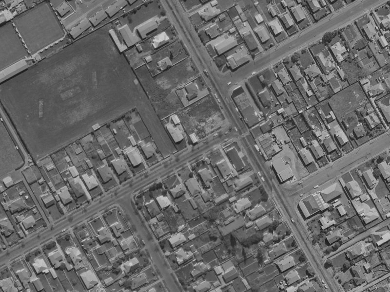 33A Gamblins Road from the air, 1970-1974