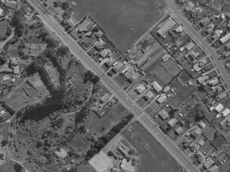 31 Main Road from the air, 1970-1974