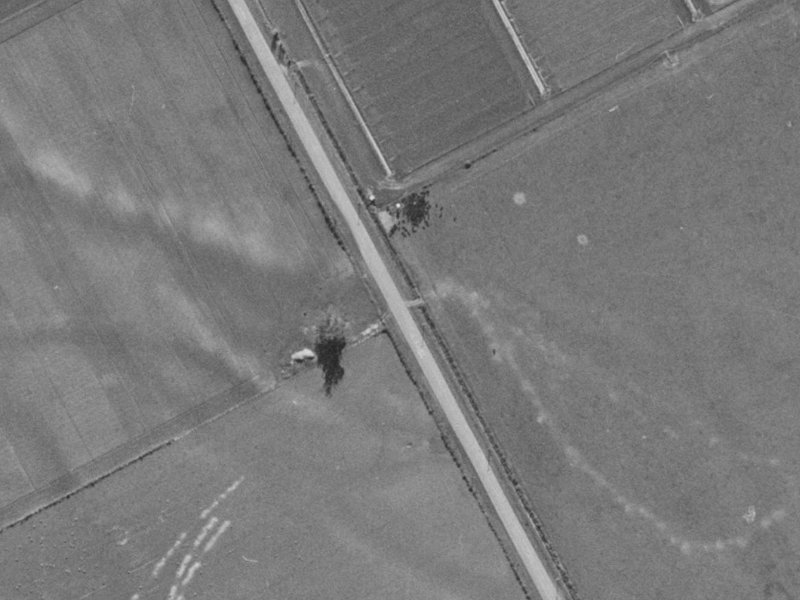 15–89 Dawsons Road from the air, 1970-1974