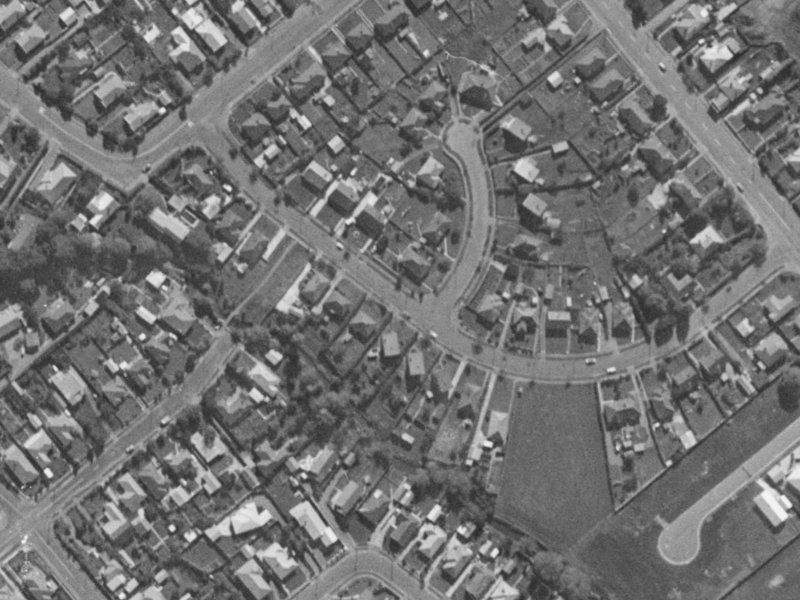 24 Glynne Crescent from the air, 1970-1974