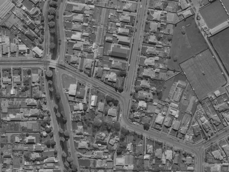 39 St Martins Road from the air, 1970-1974