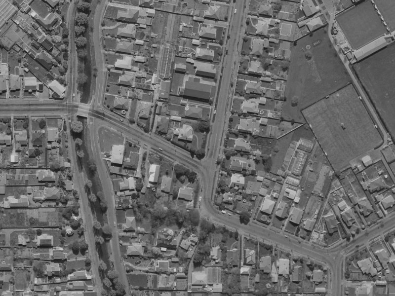 39 Saint Martins Road from the air, 1970-1974