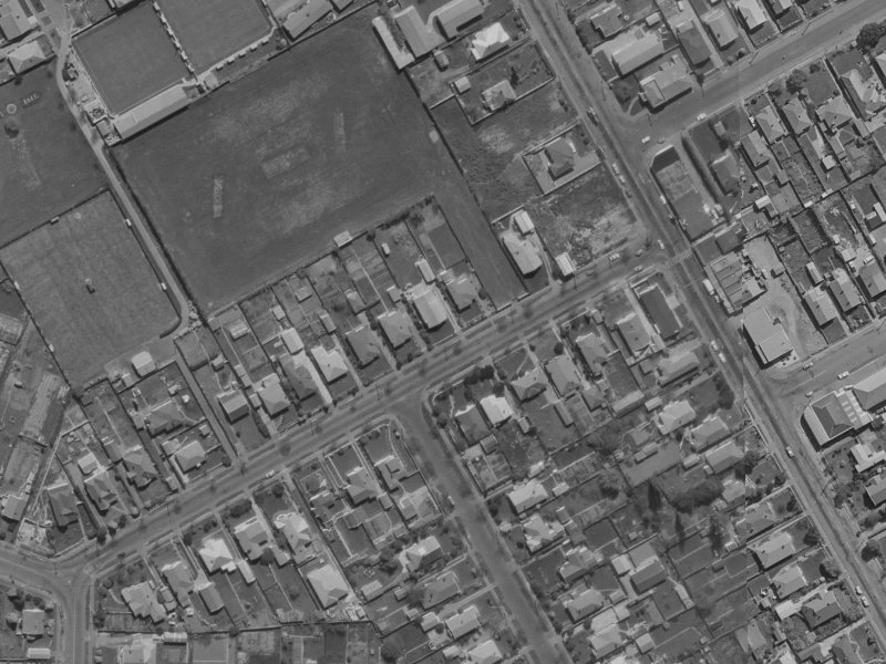 25 Gamblins Road from the air, 1970-1974