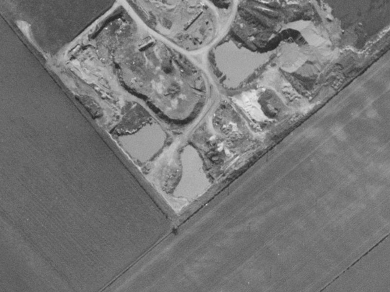 29 Mariposa Crescent from the air, 1970-1974