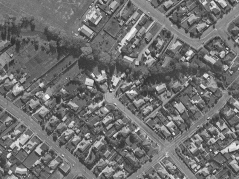 17 Weir Place from the air, 1970-1974