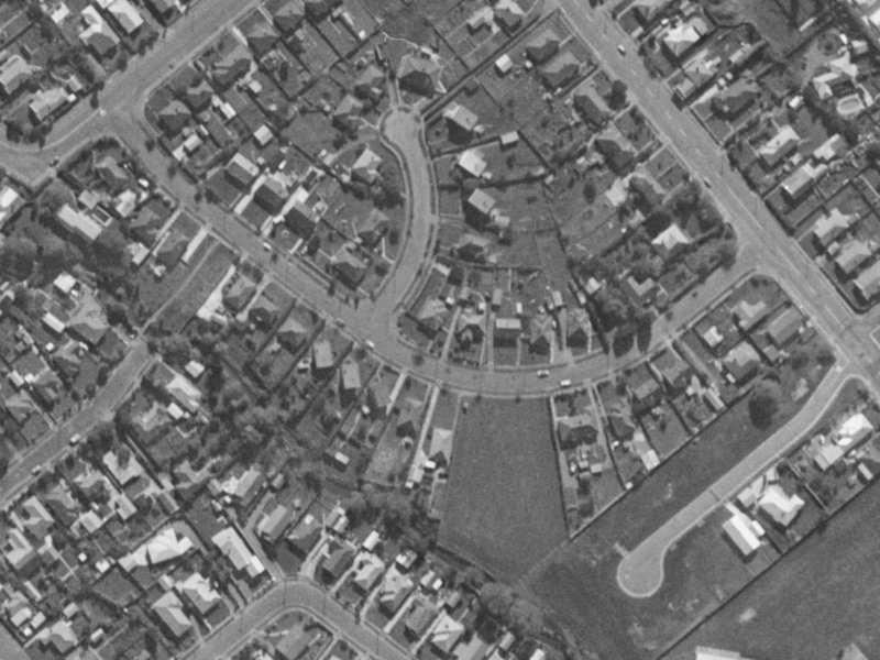 Glynne Crescent from the air, 1970-1974