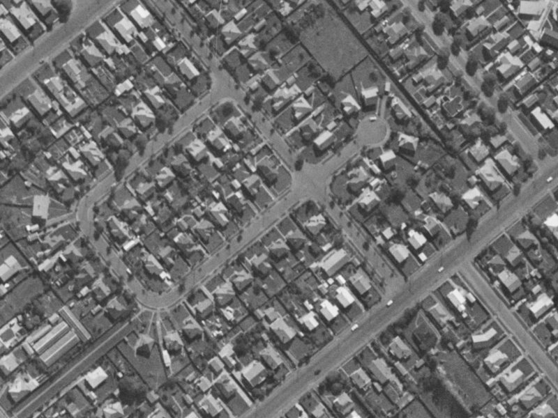 9 Winsor Crescent from the air, 1970-1974