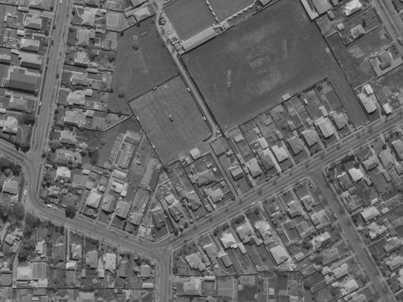 11A Gamblins Road from the air, 1970-1974