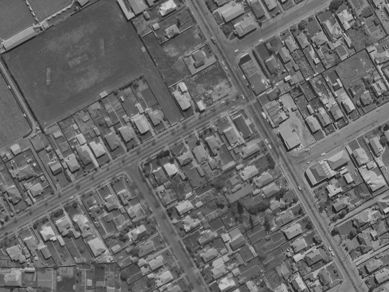 26 Gamblins Road from the air, 1970-1974
