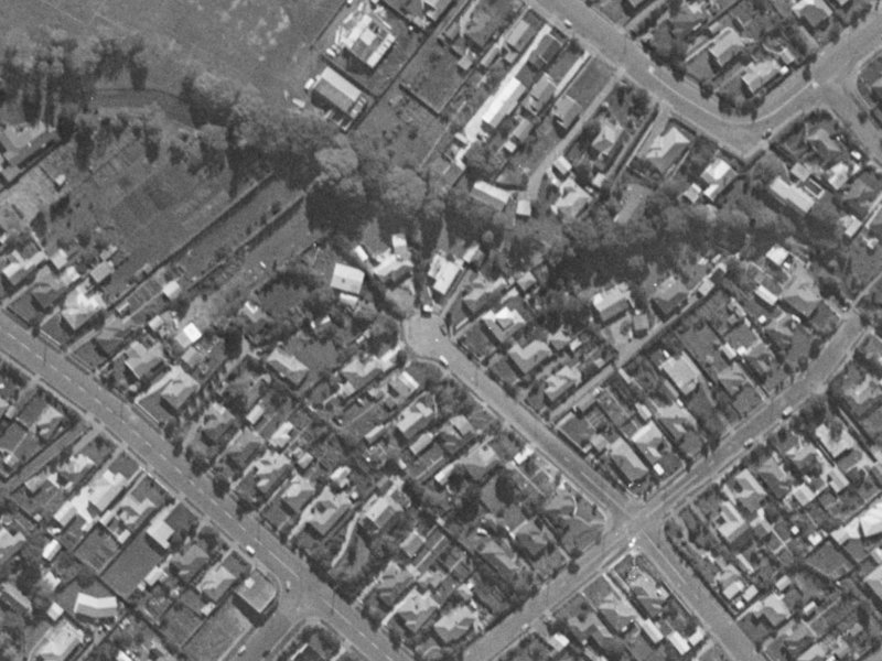 19 Weir Place from the air, 1970-1974