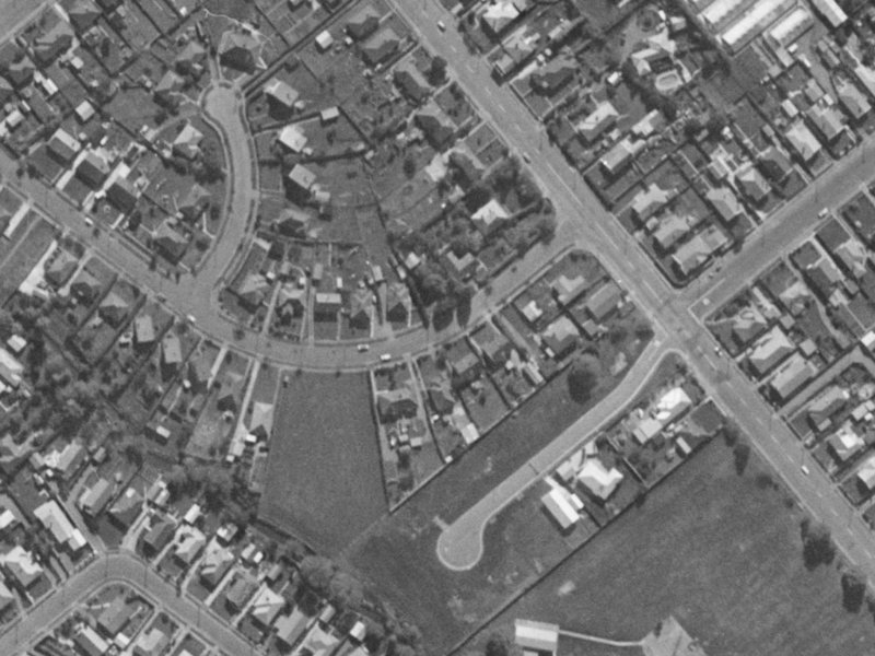 6 Glynne Crescent from the air, 1970-1974