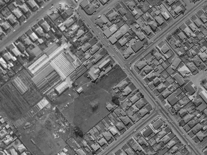 91 Frankleigh Street from the air, 1970-1974